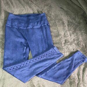 Blue High-Waisted textured Leggings M/L